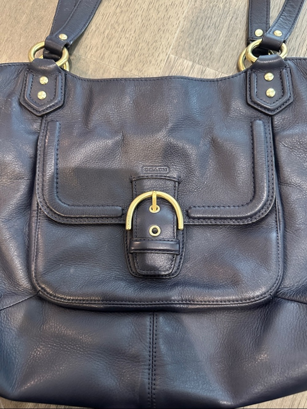 Vintage Leather COACH Tote Handbag with Gold Hardware - Picture 3 of 6